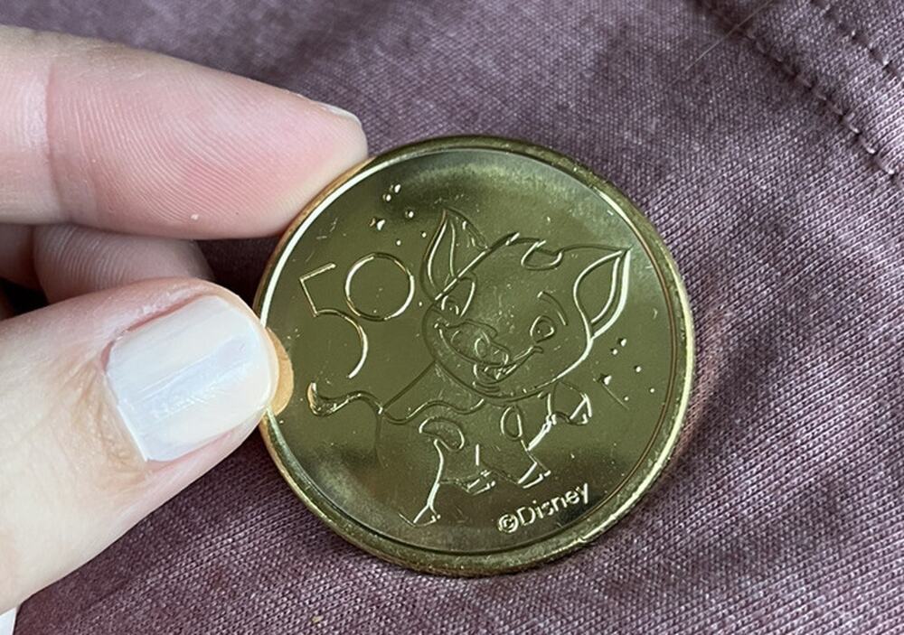 2021 Walt Disney World 50th Anniversary Metal Medallion Coin - Pua From Moana